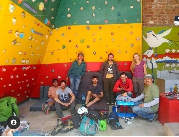 Monkeywasi Climbing Hostel Huaraz  Esterno foto